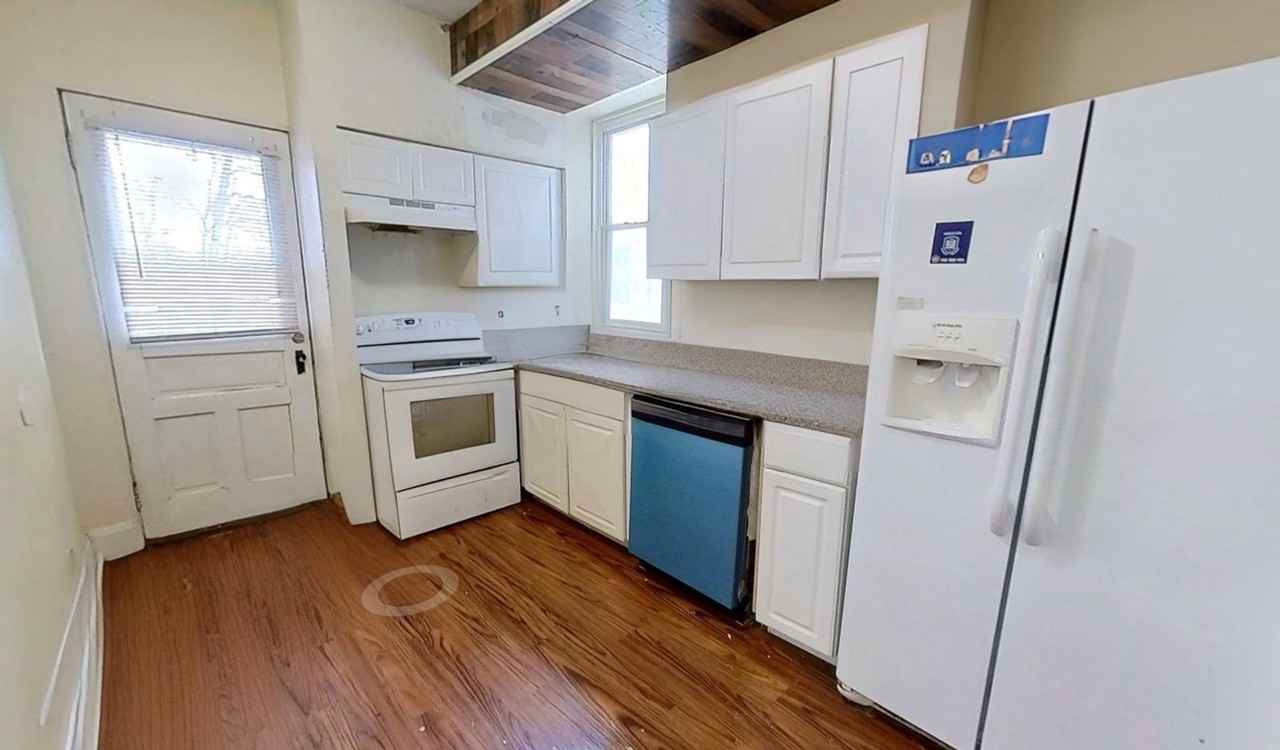 2545 Vestry Ave - Photo 7 of 14