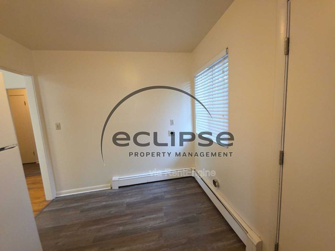 729 3rd St - Photo 6 of 16