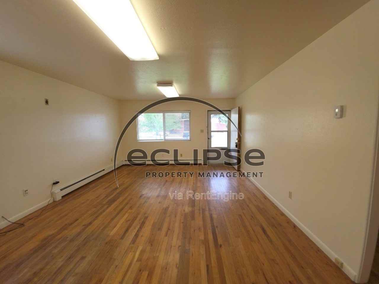 729 3rd St - Photo 7 of 16