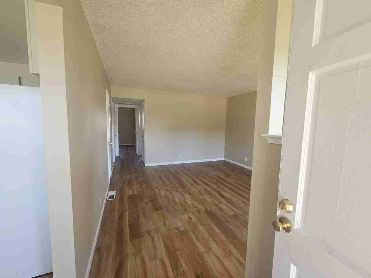 3601 Fairview Drive - Photo 2 of 8