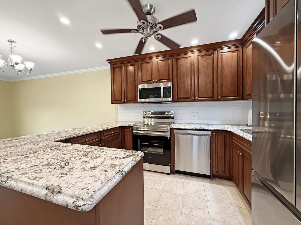 4533 Marine Pkwy #101 - Photo 6 of 28
