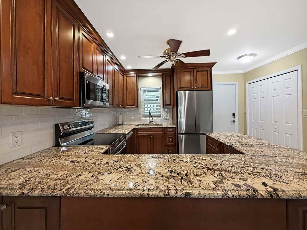 4533 Marine Pkwy #101 - Photo 7 of 28