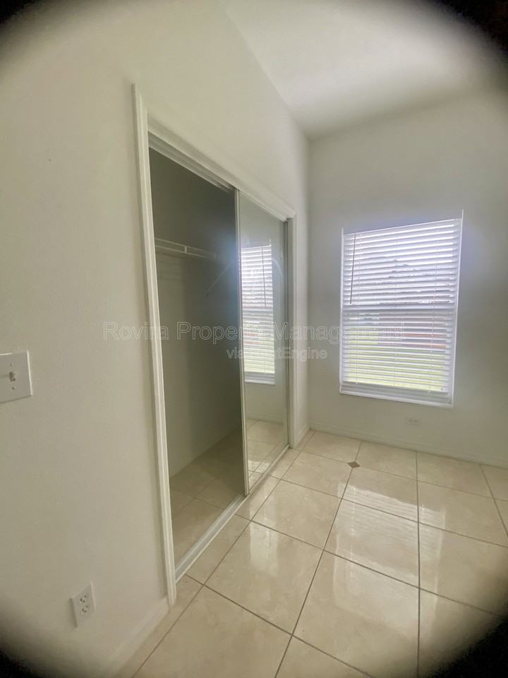 1690 Big Oak Ln - Photo 6 of 37
