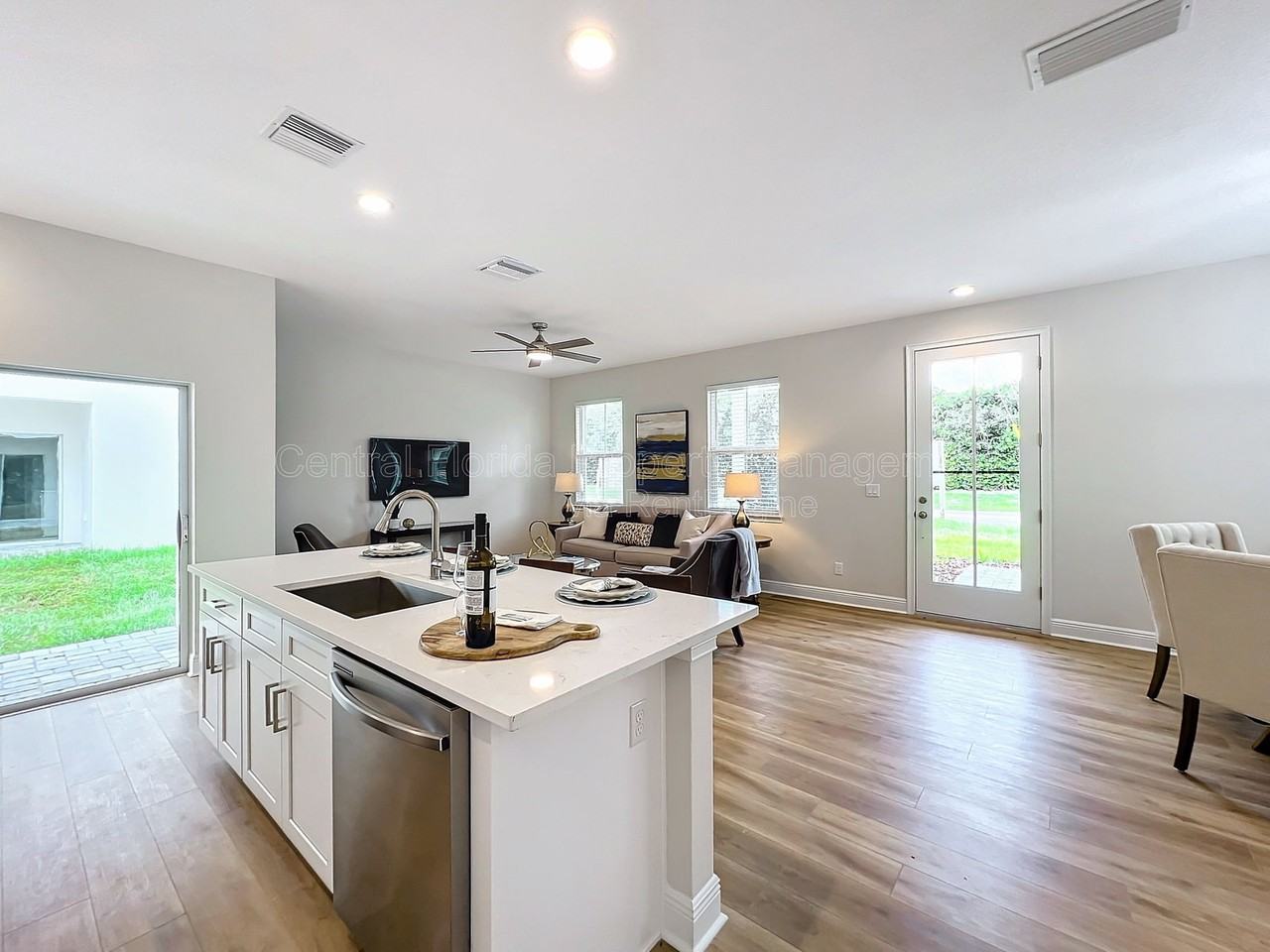2250 S Bumby Ave #200 - Photo 3 of 37