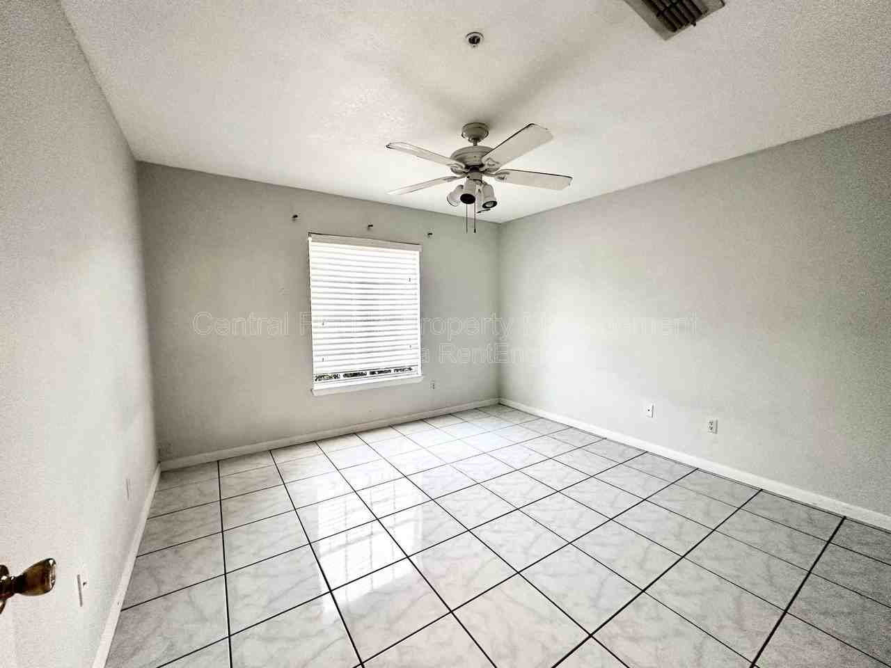 144 Reserve Cir #100 - Photo 6 of 15