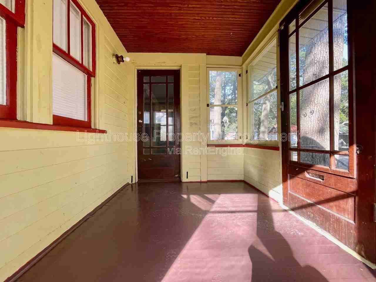 1183 Emerson Ave - Photo 3 of 19
