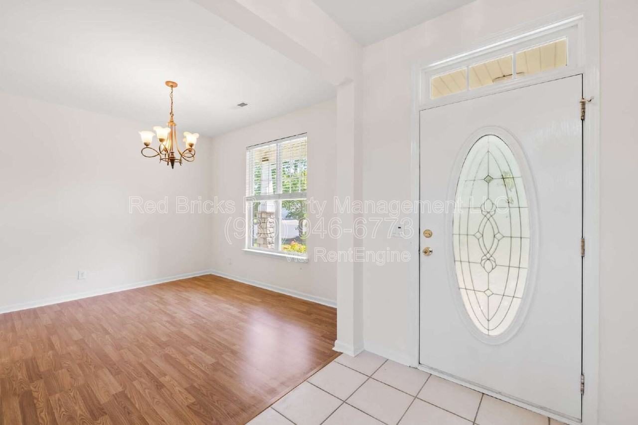 17320 Brightstone Ct - Photo 5 of 35