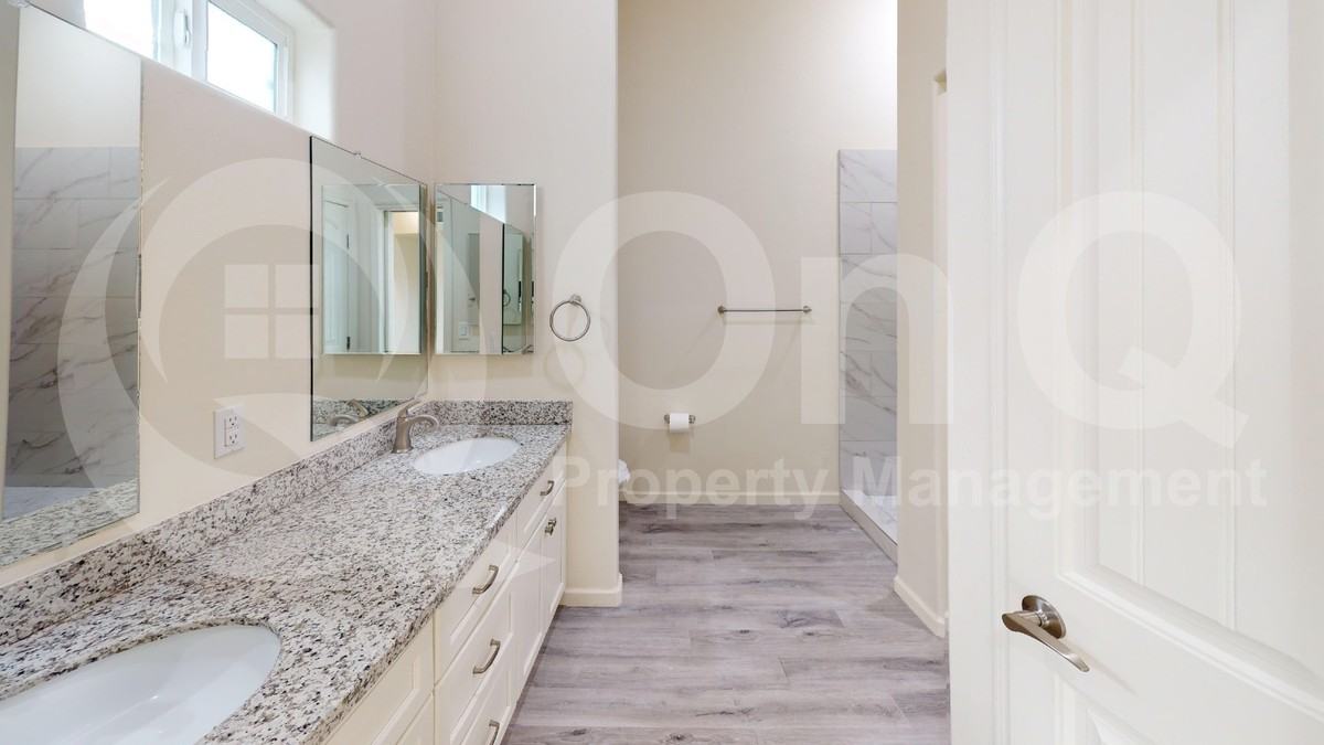 3726 E Mercedes Ct - Photo 3 of 13