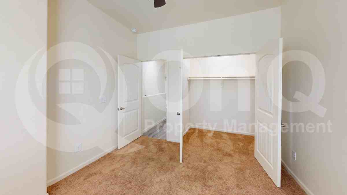3726 E Mercedes Ct - Photo 4 of 13