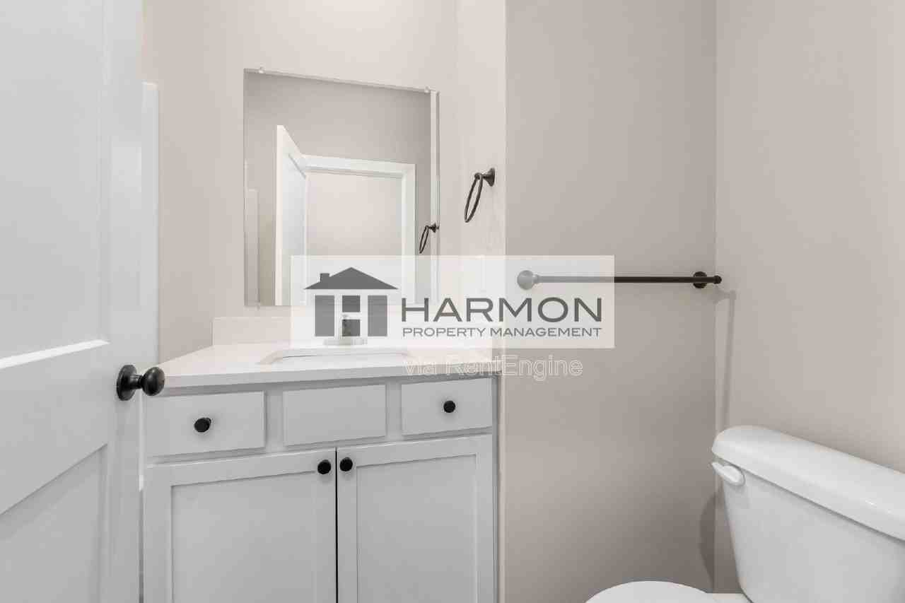 3306 W 9th St N - Photo 7 of 14