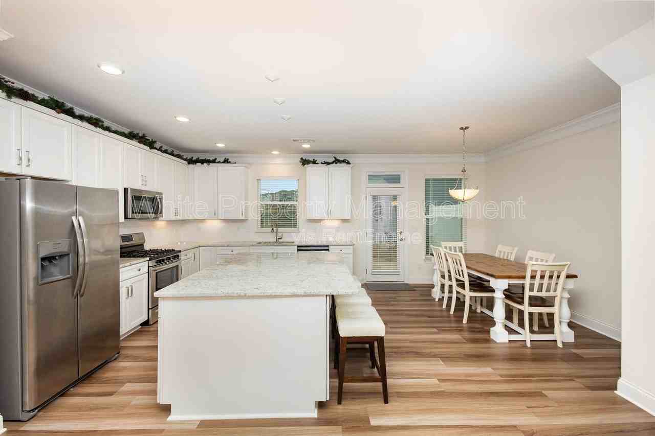 1149 Township Pkwy - Photo 3 of 19