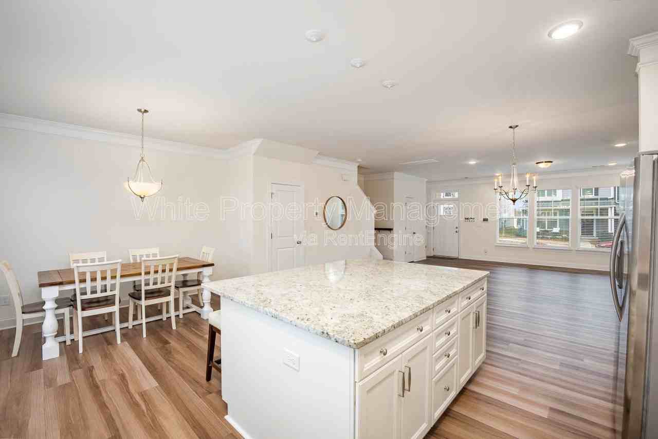 1149 Township Pkwy - Photo 5 of 19