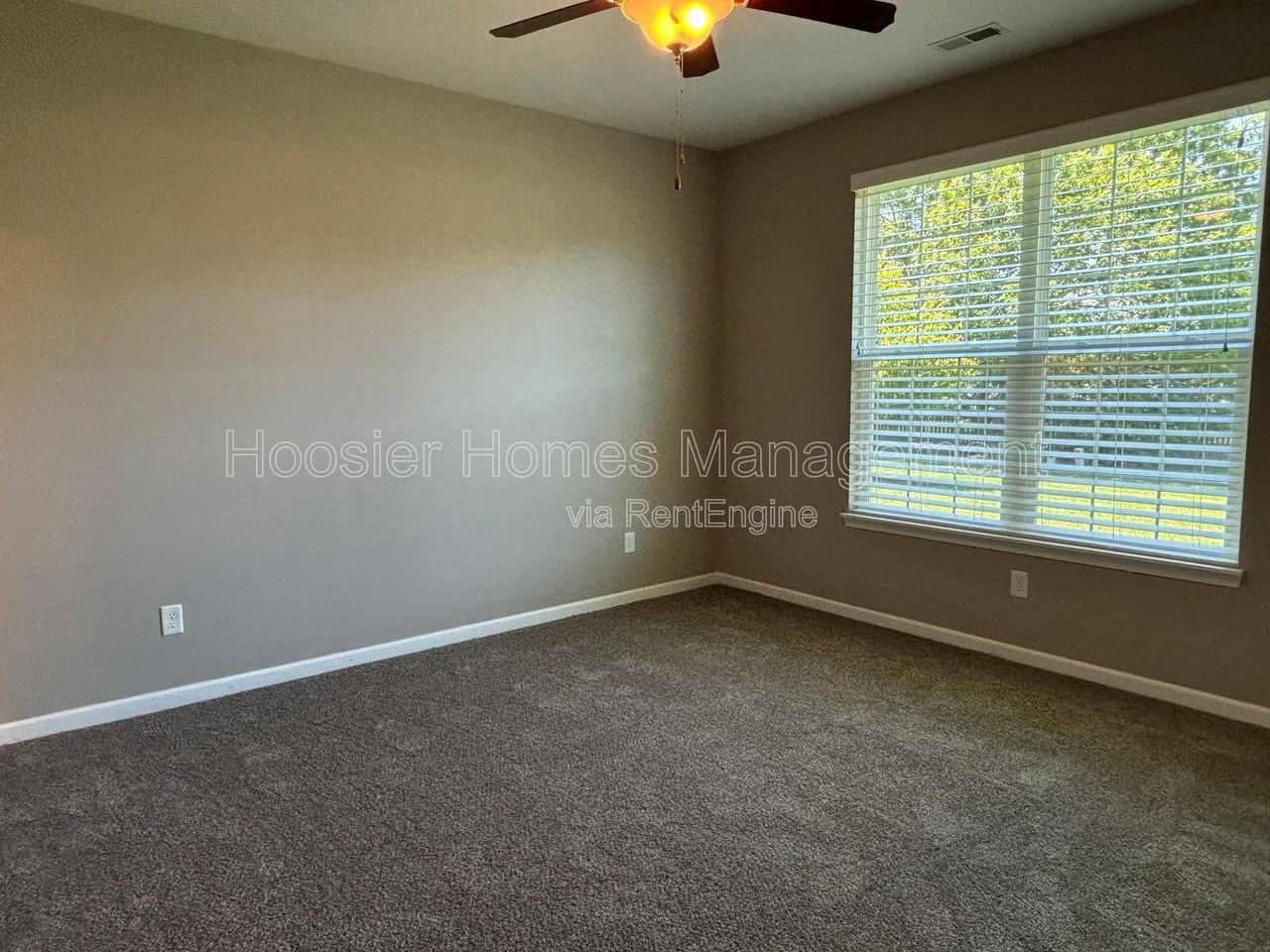 640 N Grant St - Photo 7 of 17