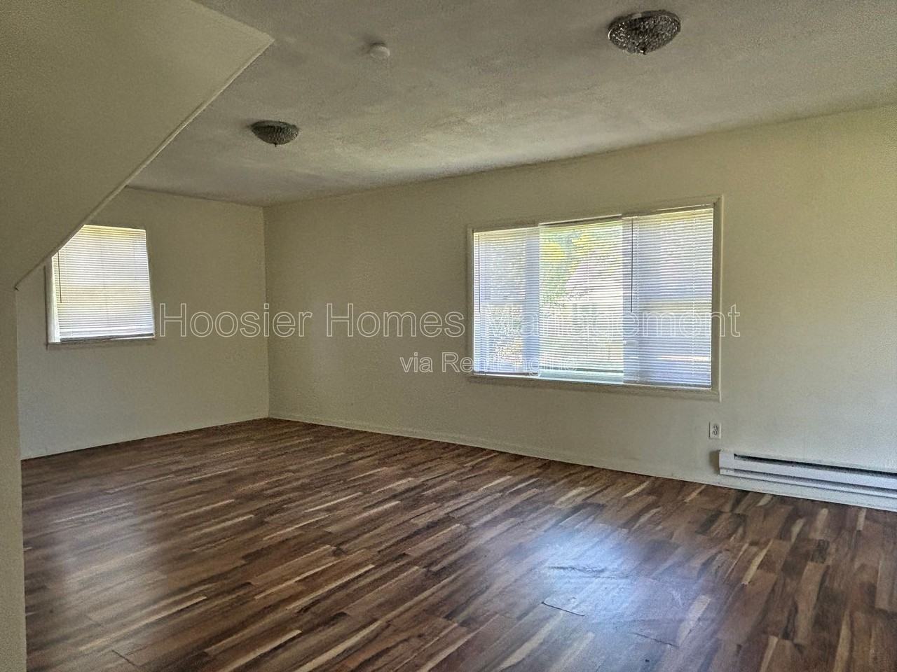 1739 Kildare Ave - Photo 6 of 12