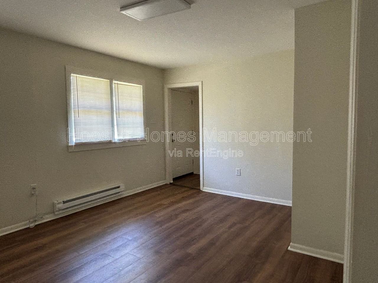1739 Kildare Ave - Photo 7 of 12