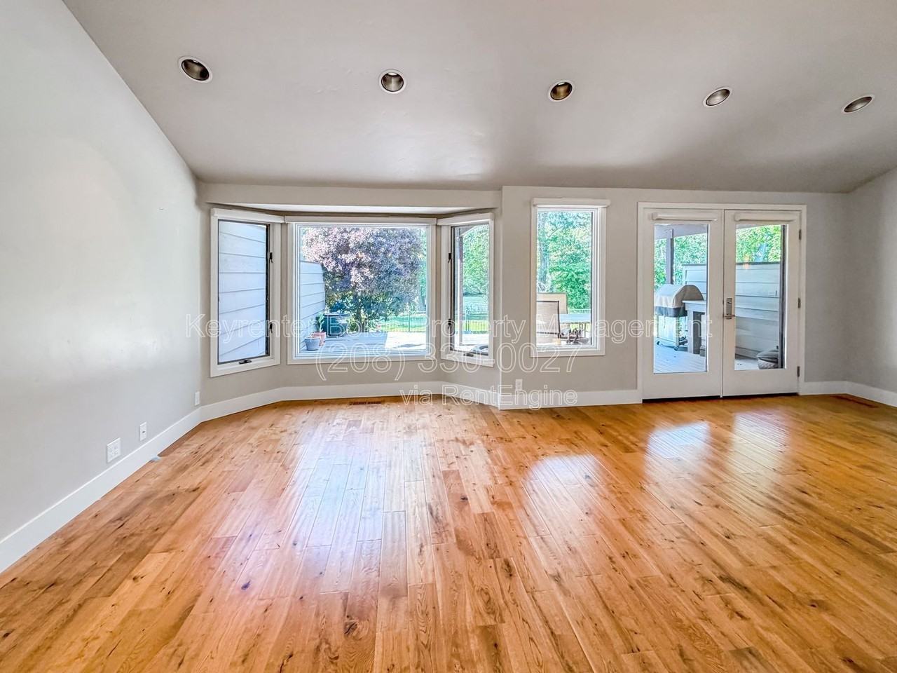 4780 N Riverfront Pl - Photo 3 of 24