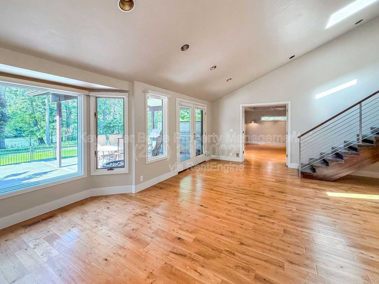 4780 N Riverfront Pl - Photo 5 of 24