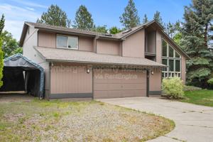 featured image of 3807 S Woodward Rd