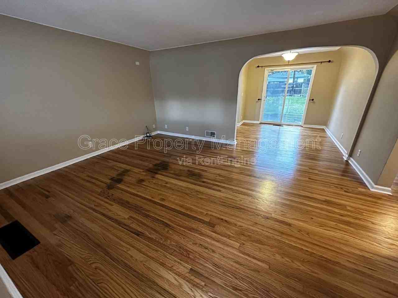 1685 Yukon St - Photo 4 of 30