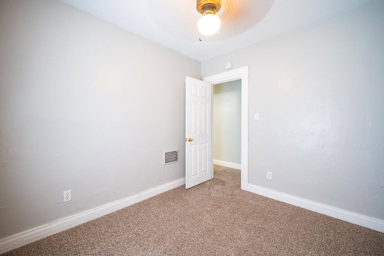 1431 N 6th St - Photo 5 of 11