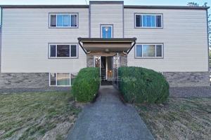 featured image of 111 Nw 11th St #3