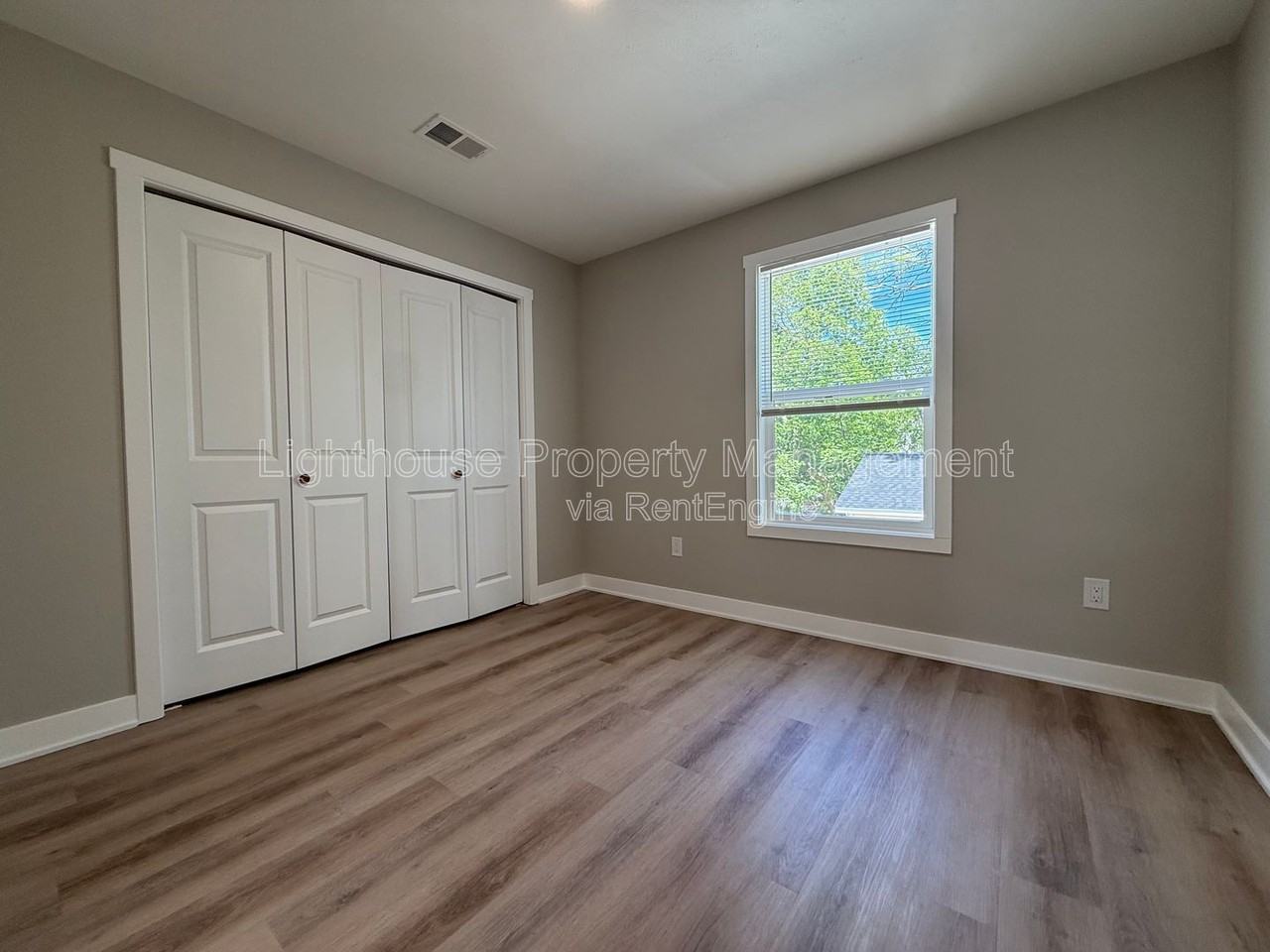 310 Allen Ave #2 - Photo 6 of 31