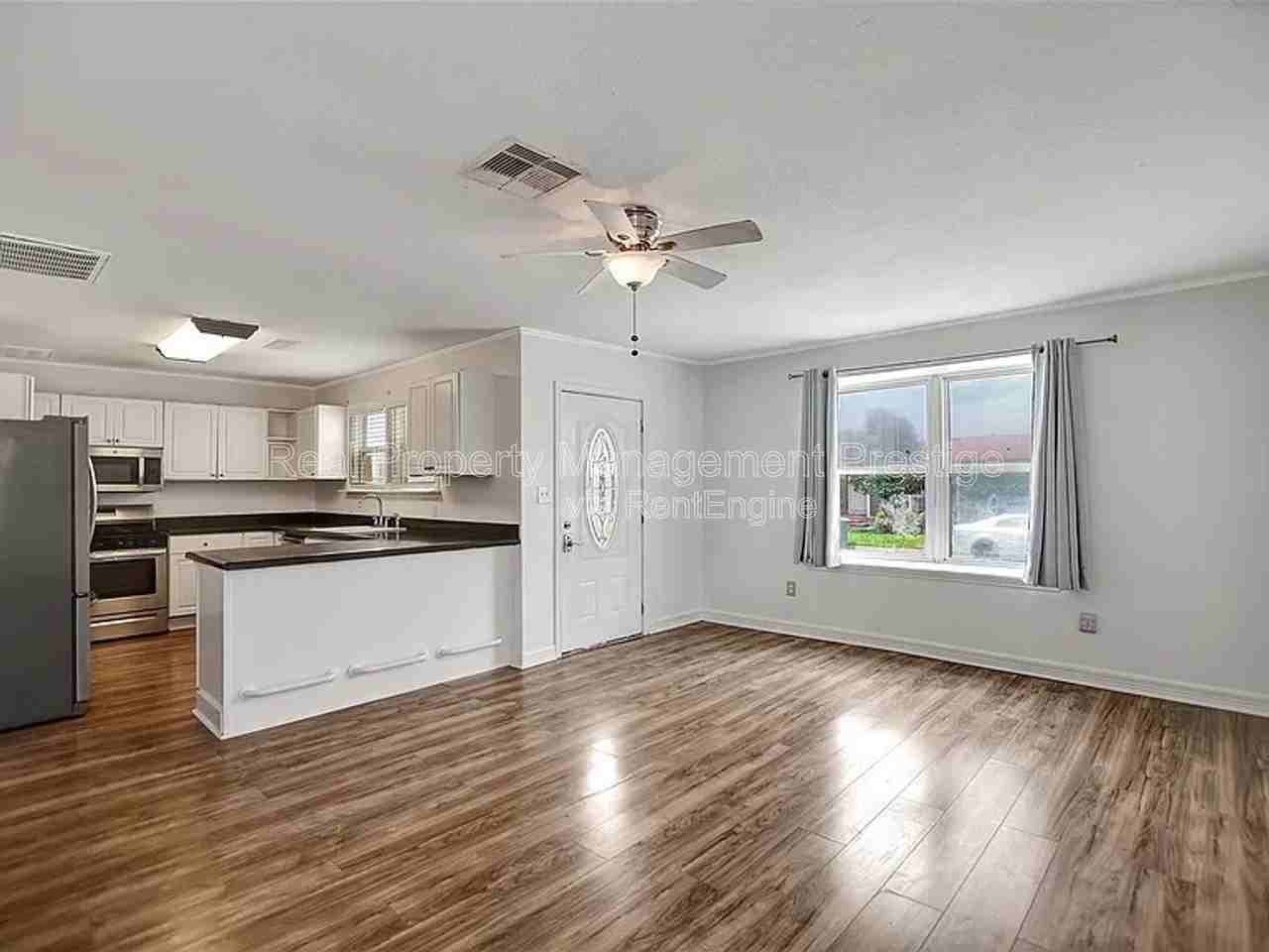 5309 Perry Ave - Photo 4 of 8