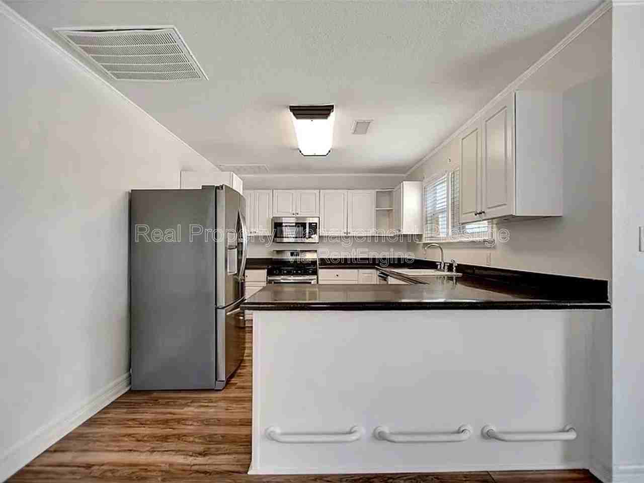 5309 Perry Ave - Photo 5 of 8