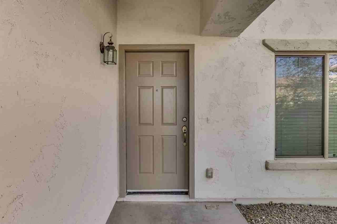 5413 W Apollo Rd - Photo 2 of 17