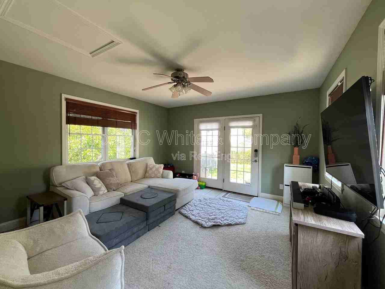 109 Ardmore St - Photo 7 of 25