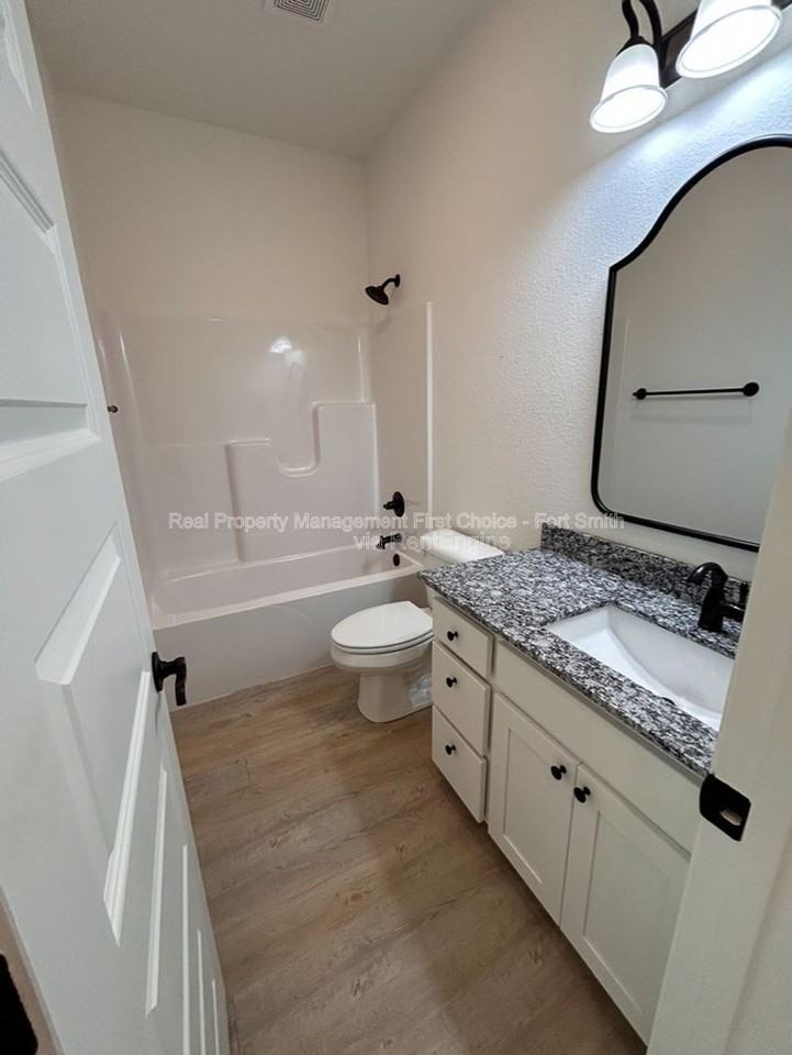 100 Countryside Way - Photo 7 of 17