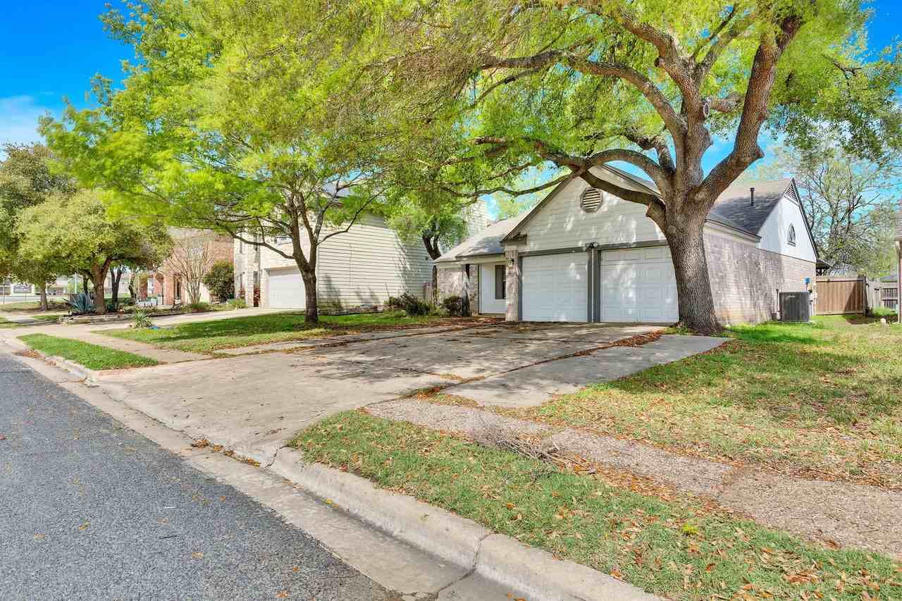 2104 Agarita Trl - Photo 2 of 50