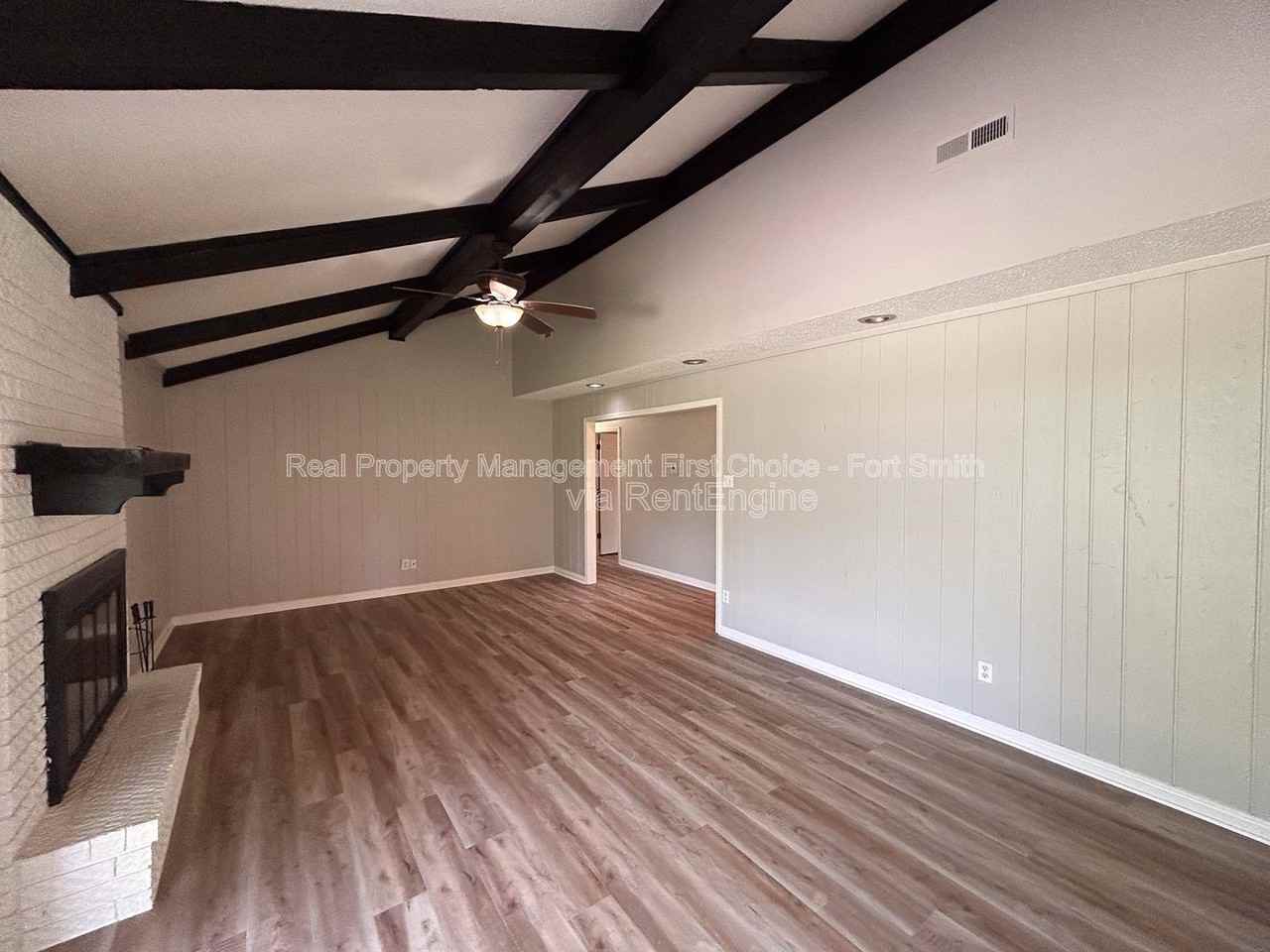 1406 Strozier Ct - Photo 5 of 23