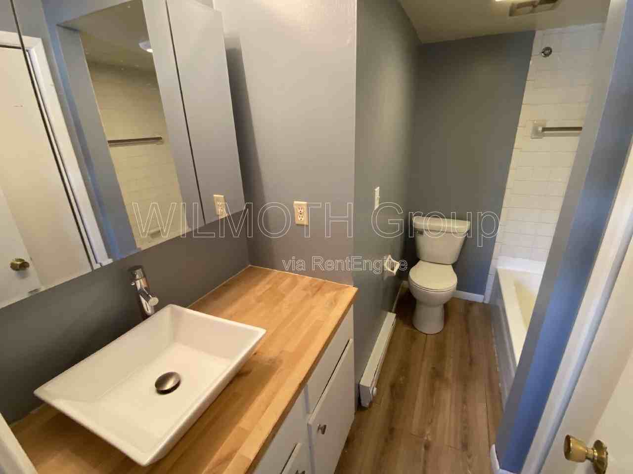 701 S 14th St #4A - Photo 7 of 8