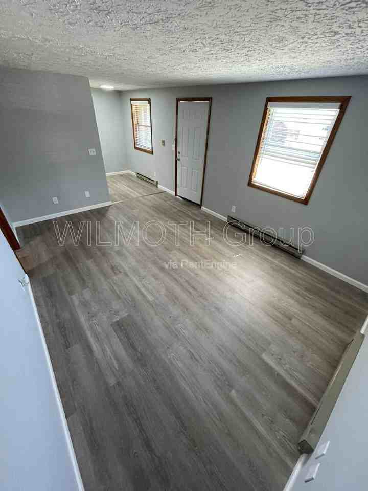 1818 Michigan St #3 - Photo 4 of 14
