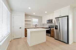 1614 Nw 17th St #8 - Photo 1 of 1