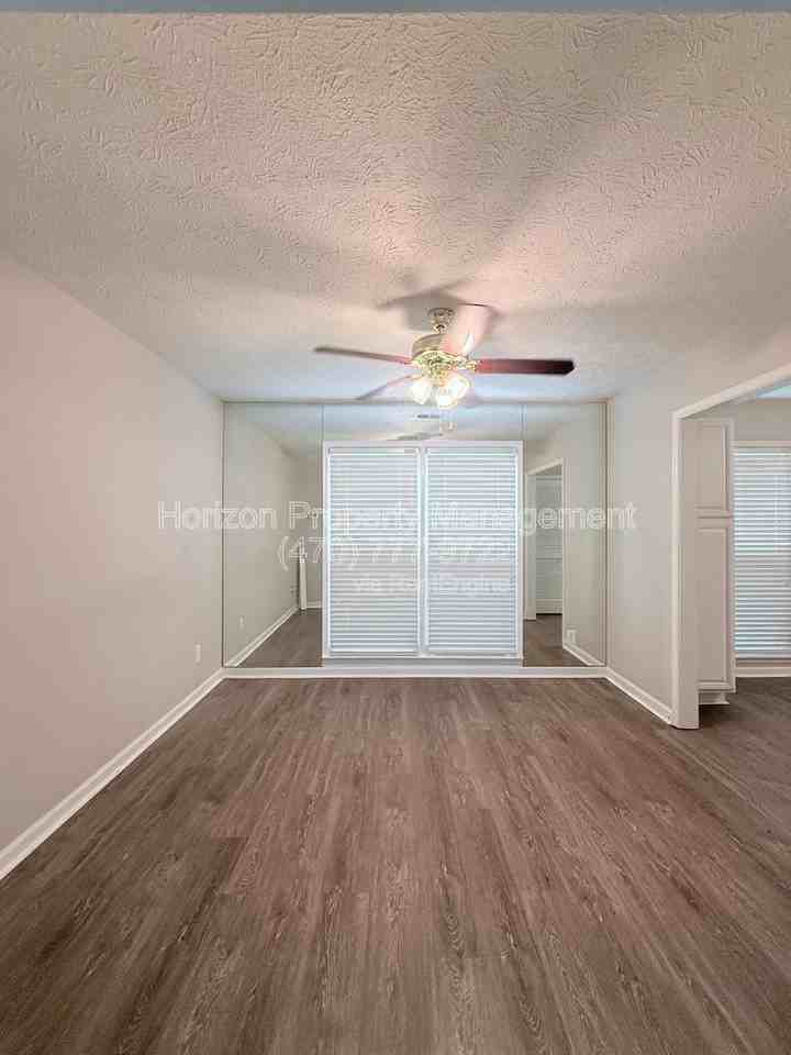 3512 Nutmeg Dr - Photo 5 of 20