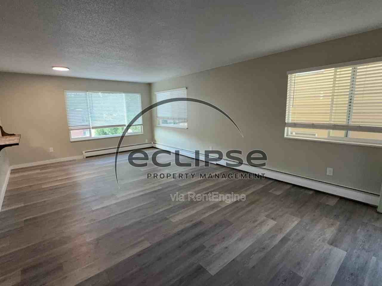 445 Chipeta Ave #15 - Photo 6 of 26