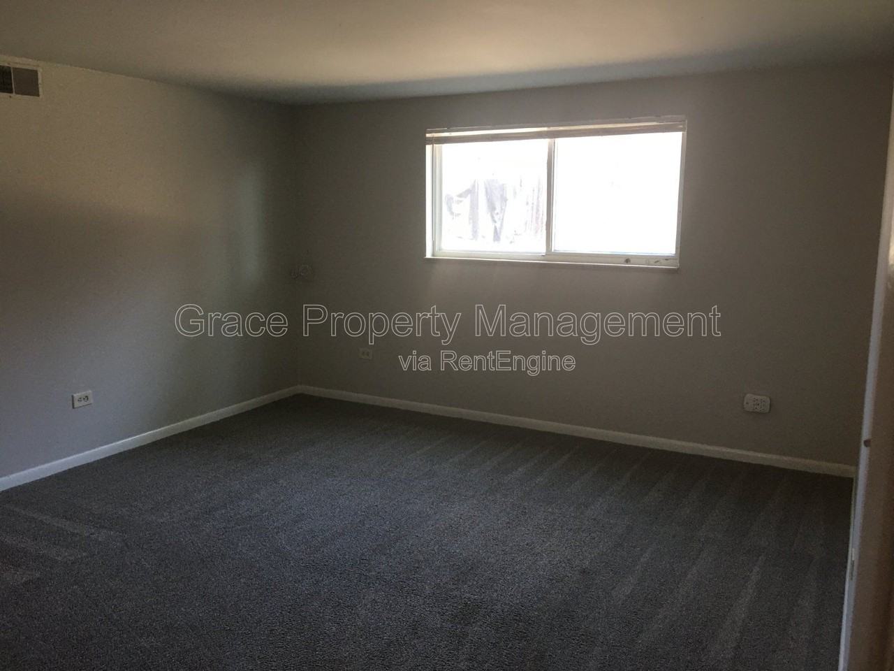 2900 Eliot Cir #4 - Photo 2 of 11