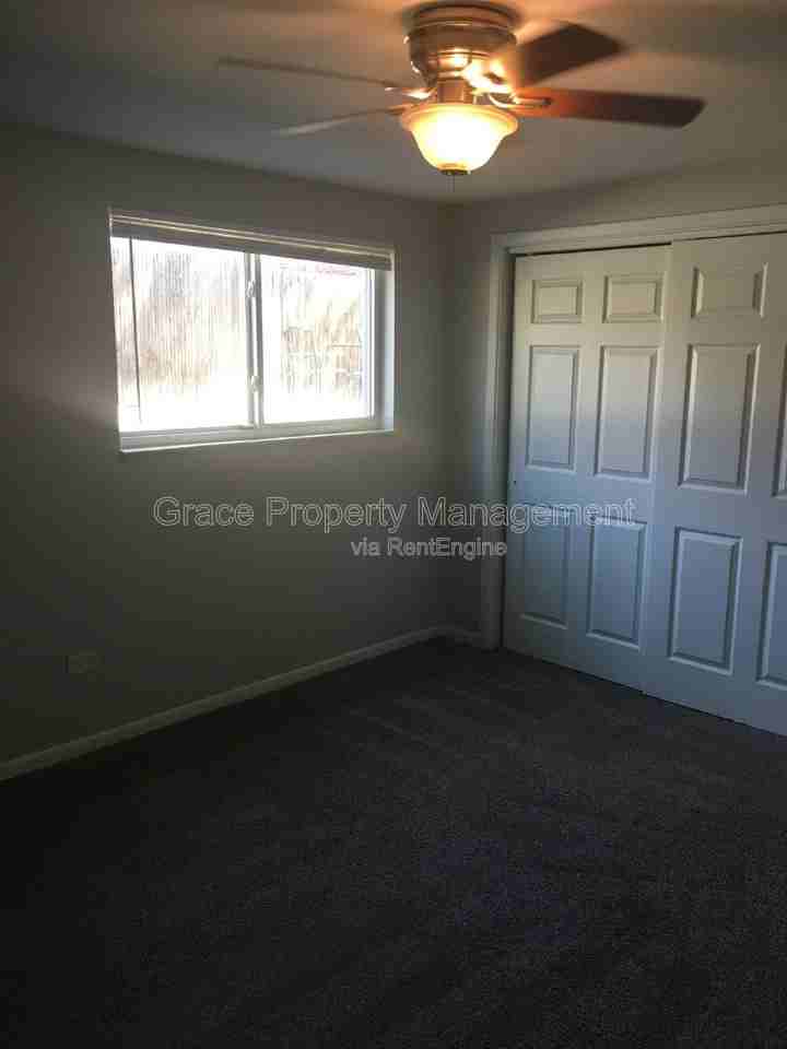 2900 Eliot Cir #4 - Photo 6 of 11