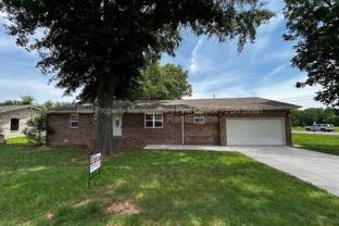 16 Charmont Dr - Photo 1 of 1