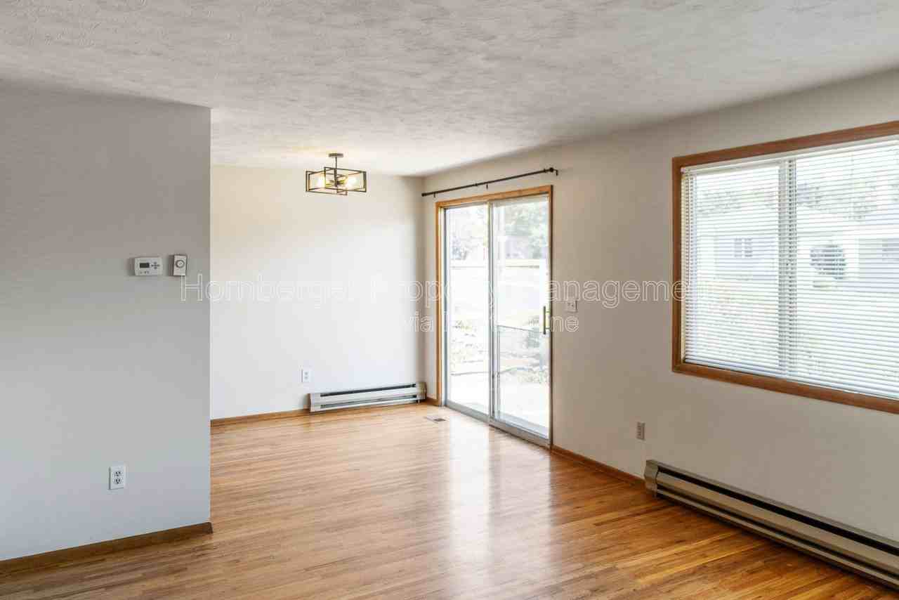 4117 N Howard St - Photo 2 of 3
