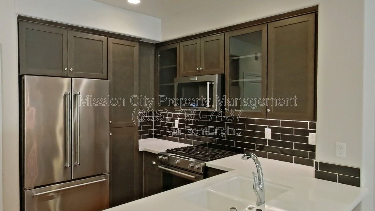 6600 Calle Koral - Photo 6 of 25