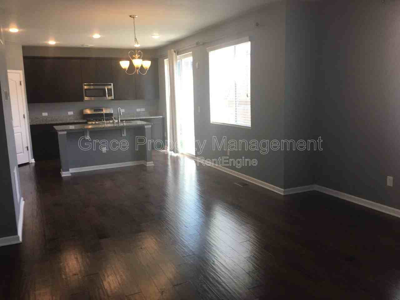 9760 Memphis St - Photo 3 of 24