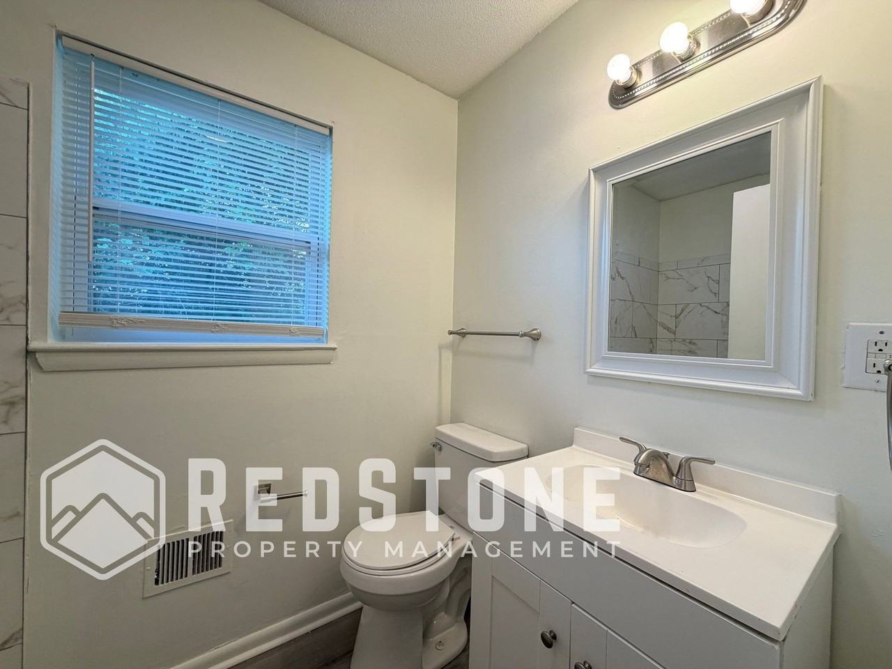 1507 Tucker St #A - Photo 7 of 10
