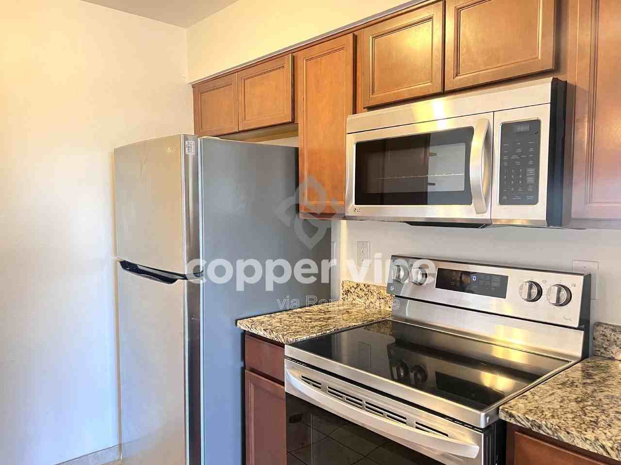 499 Wright St #202 - Photo 3 of 21