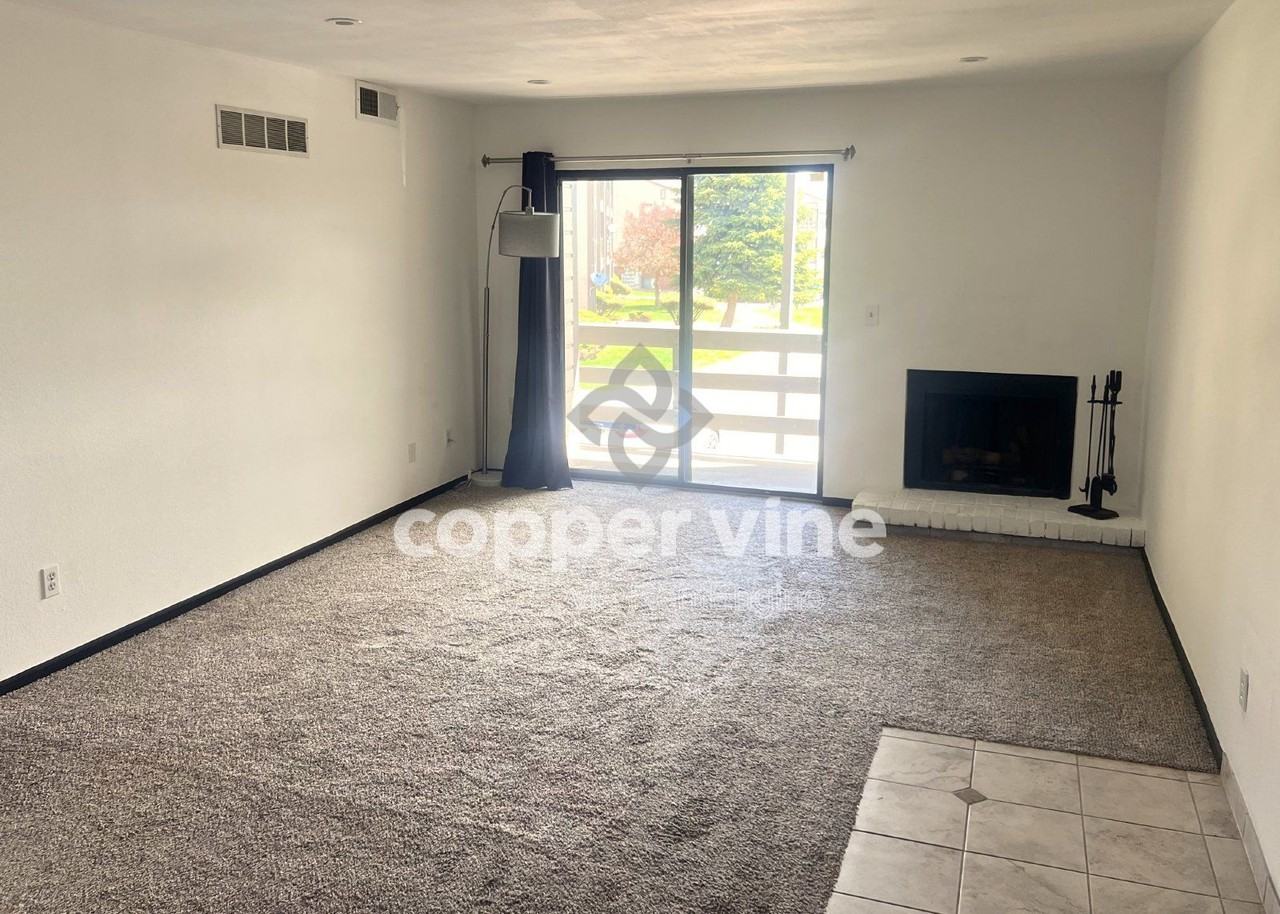 499 Wright St #202 - Photo 7 of 20