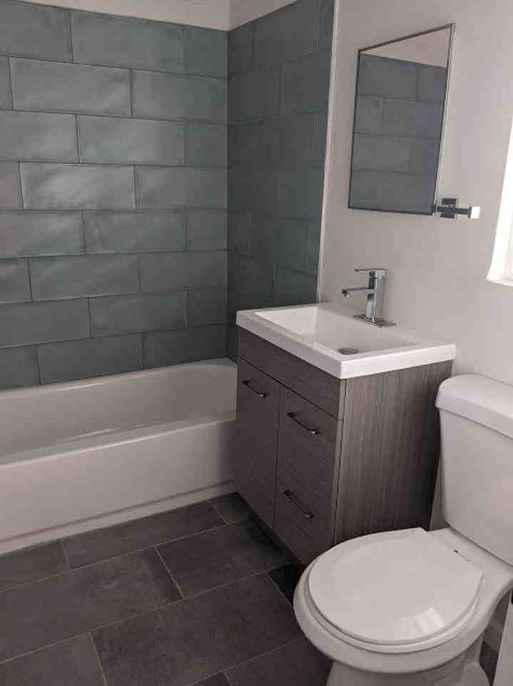 2772 N Forgeus Ave - Photo 7 of 11