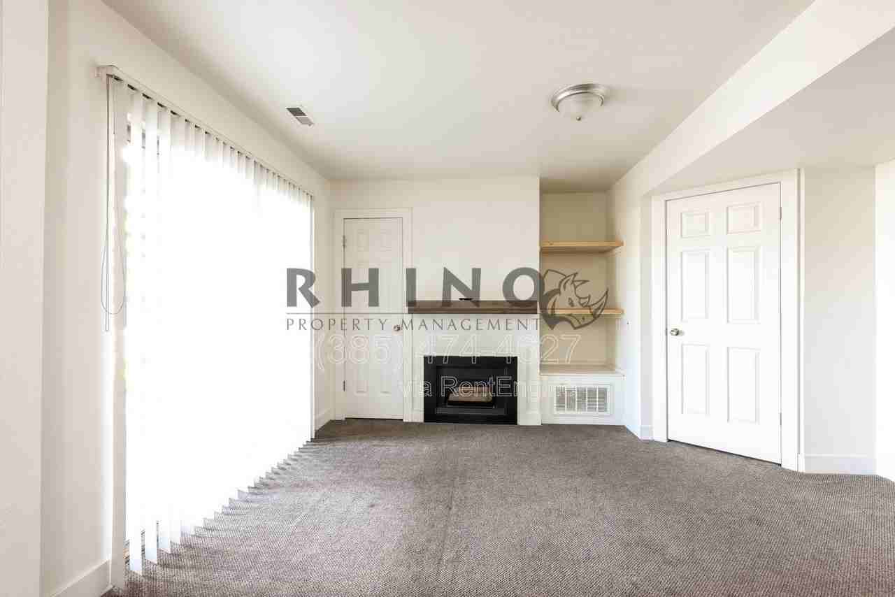 1767 Willowbrook Dr - Photo 4 of 26