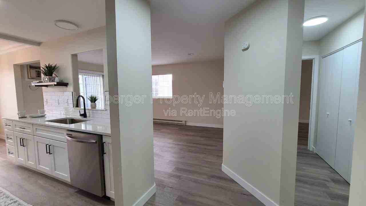 1924 N Crestline St #1 - Photo 4 of 10